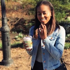 Meet your Posher, Maya